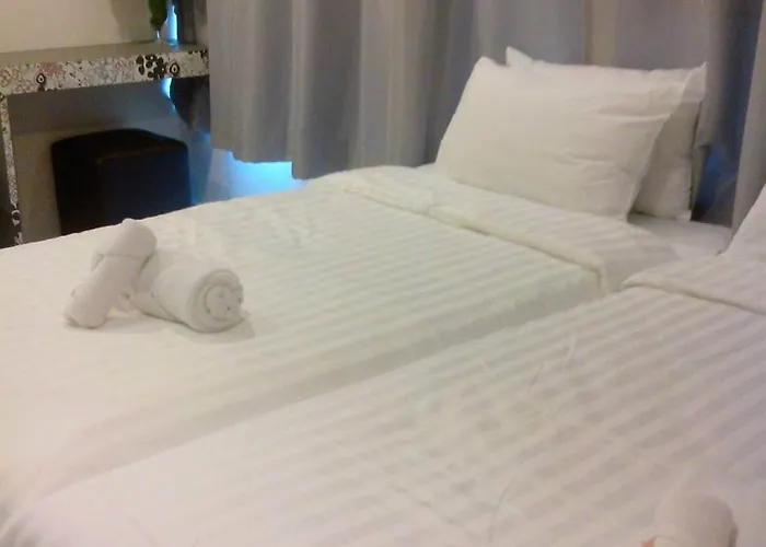 Nantra Ploenchit 3* Bangkok