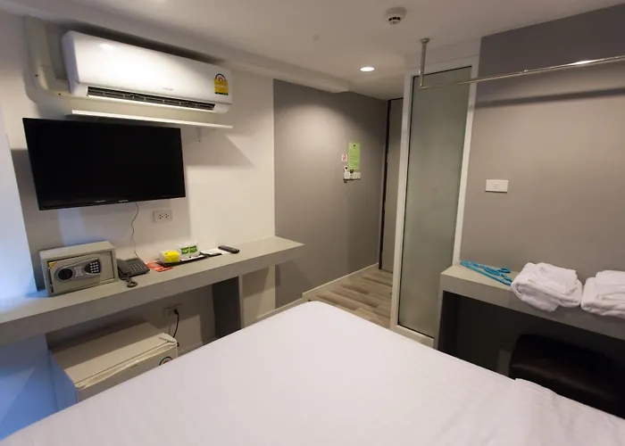 Nantra Ploenchit Hotel