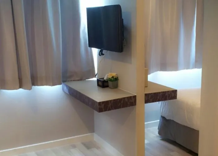 Nantra Ploenchit Bangkok