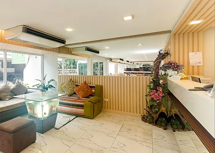 Nantra Ploenchit Hotel 3*