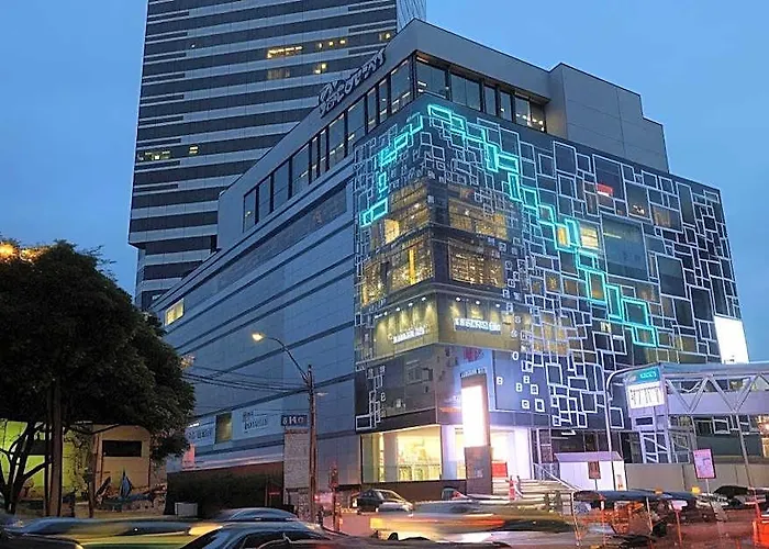Nantra Ploenchit