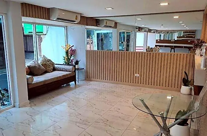 Nantra Ploenchit