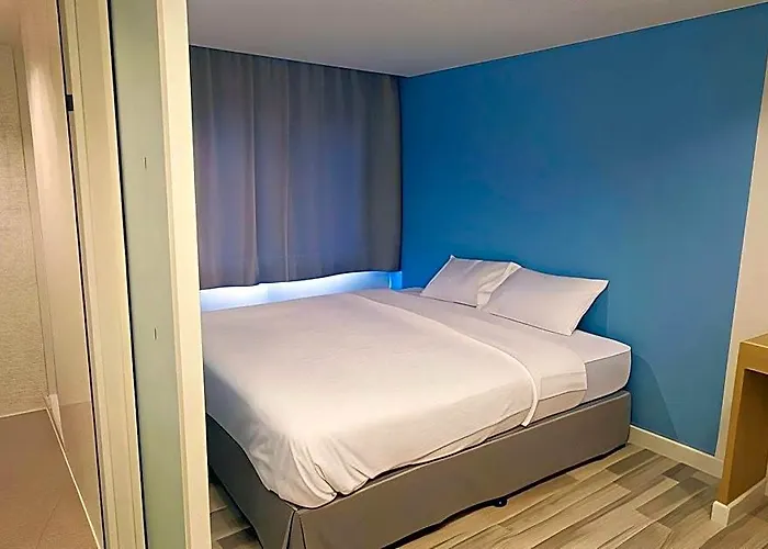 Nantra Ploenchit Hotel 3*